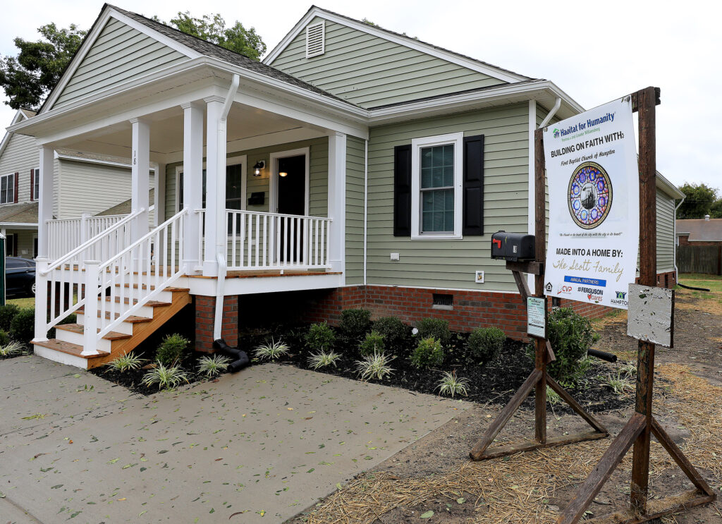 New Habitat for Humanity Peninsula and Greater Williamsburg home for the Scott family