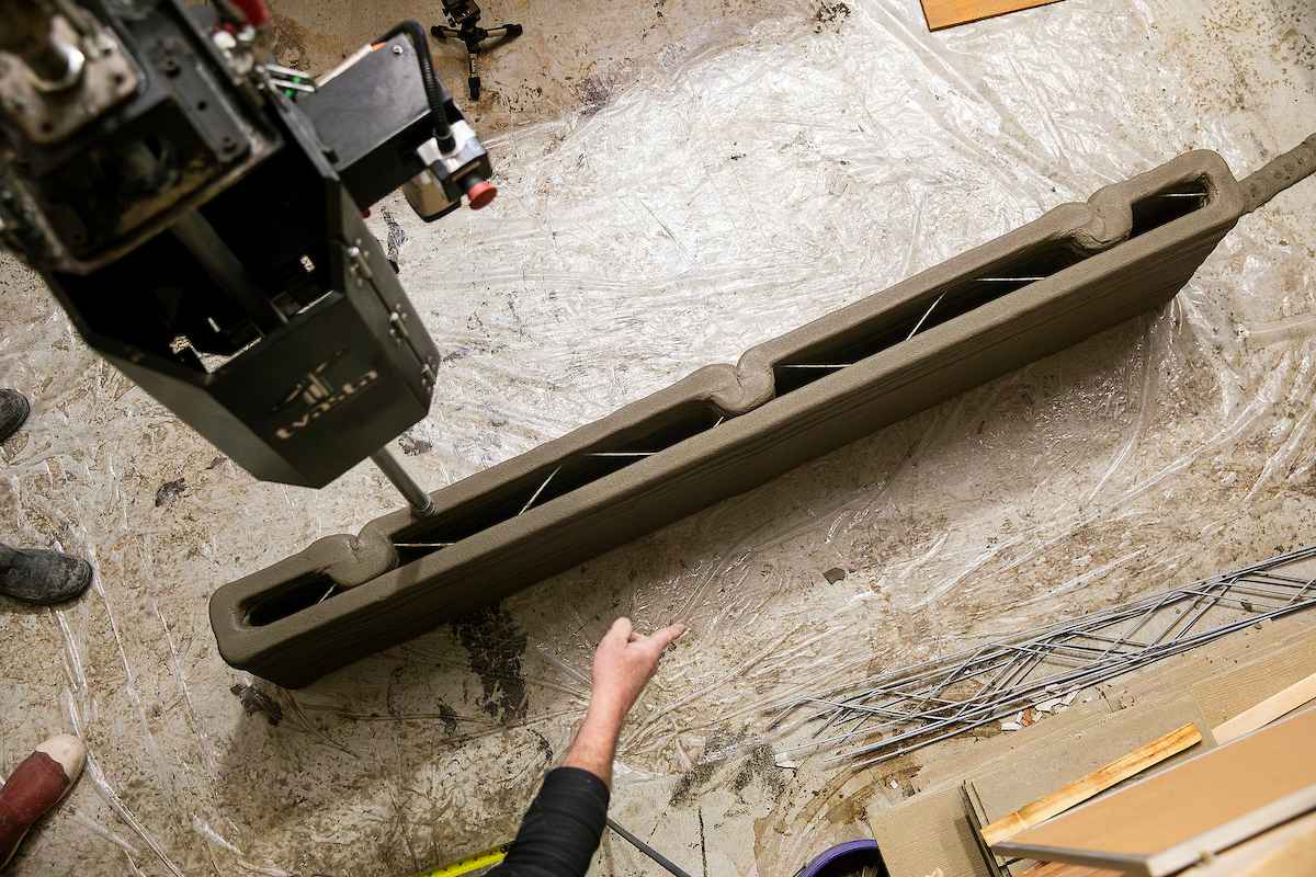 Habitat 3D printer in action